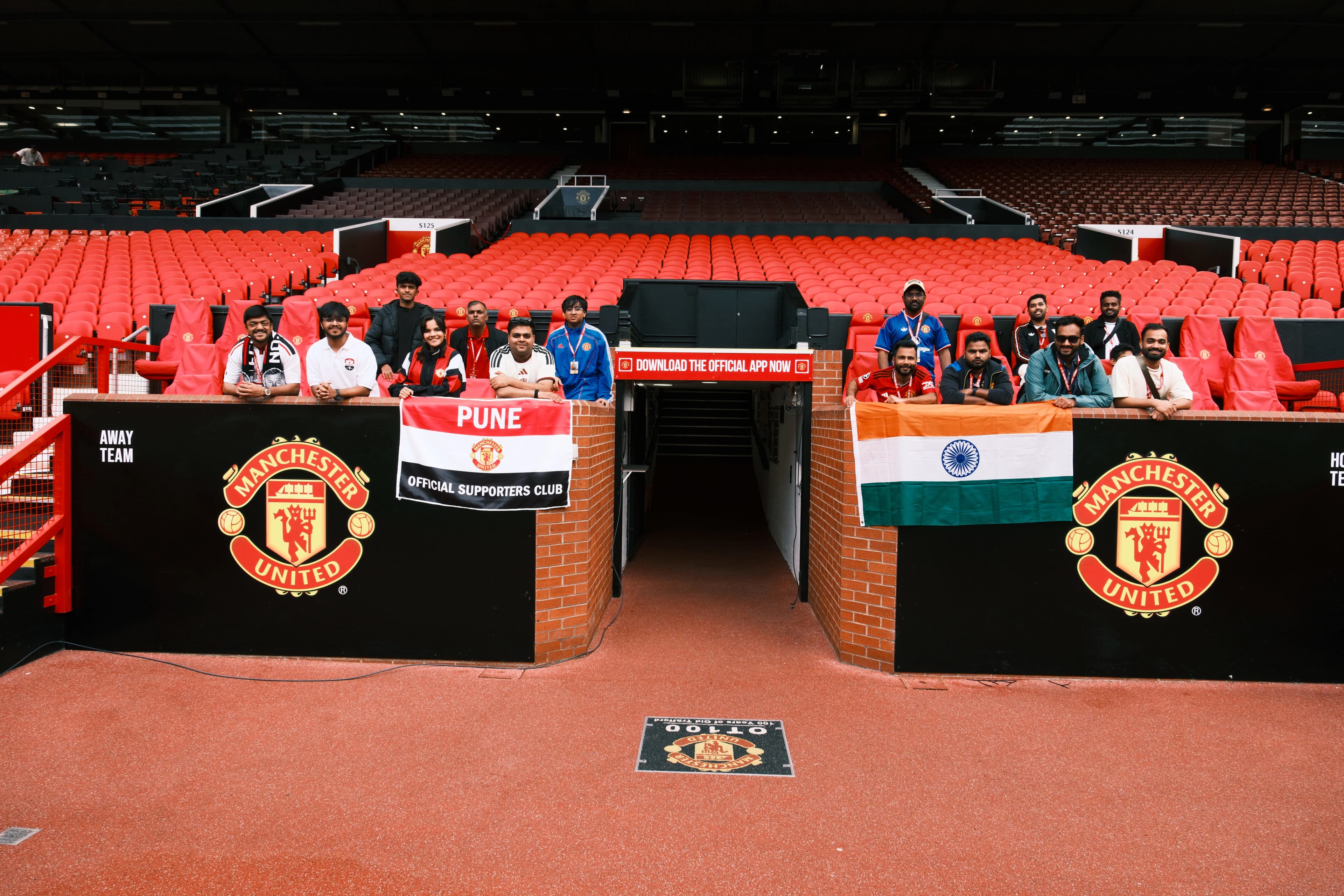 Old Trafford Player Tunnel Walk